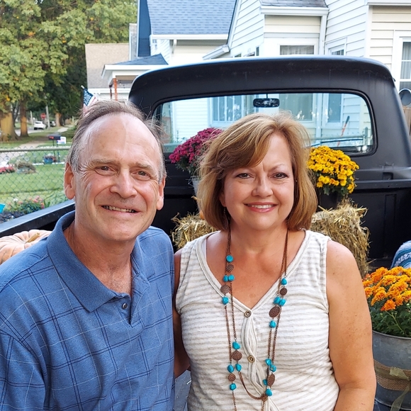 Meet your Posher, Becky - Picture 3 of 8